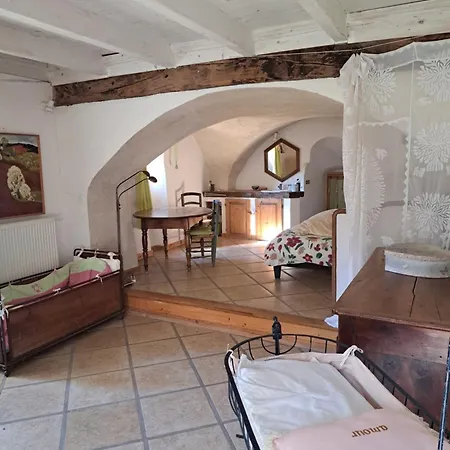 Grande Maison Familiale, Source Piscine Et Riviere ! 別荘 Eygluy-Escoulin