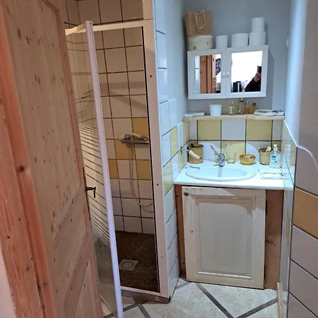 Grande Et Confortable Maison Familiale Et Sa Source ! Eygluy-Escoulin