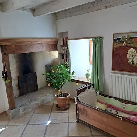 Grande Et Confortable Maison Familiale Et Sa Source ! Eygluy-Escoulin
